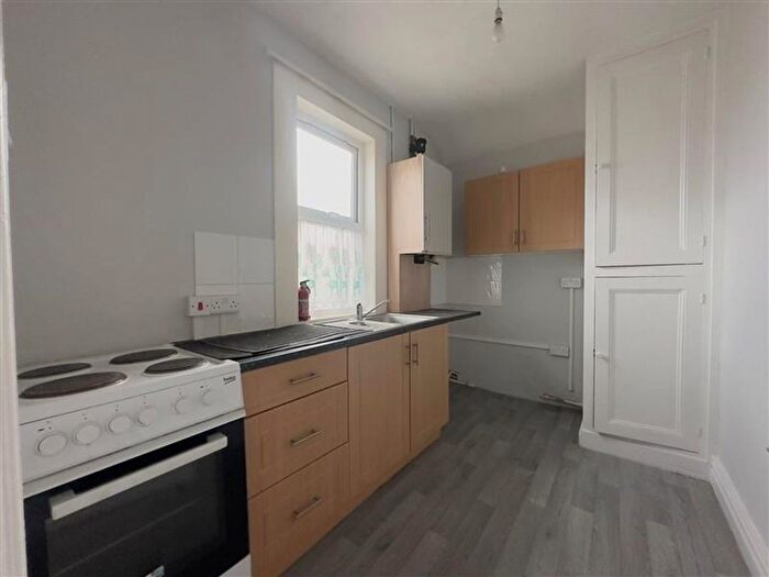 1 Bedroom Flat To Rent In Wellington Road, Rhyl, LL18