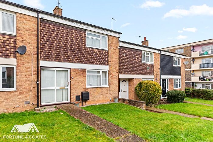 2 Bedroom Terraced House For Sale In Radburn Close, Harlow, CM18