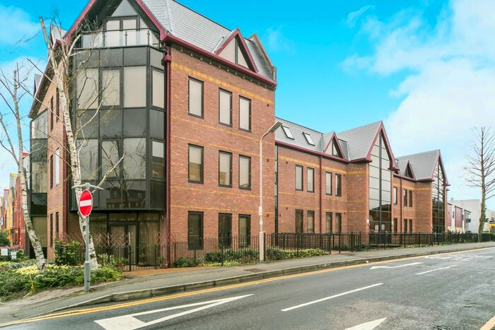 1 Bedroom Flat To Rent In East Street, Reading, RG1