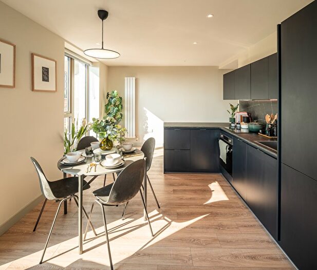 1 Bedroom Flat To Rent In New Acres, Wandsworth, SW18