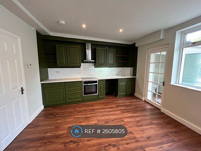 2 Bedroom Terraced House To Rent In Herbert Crescent, Bristol, BS5