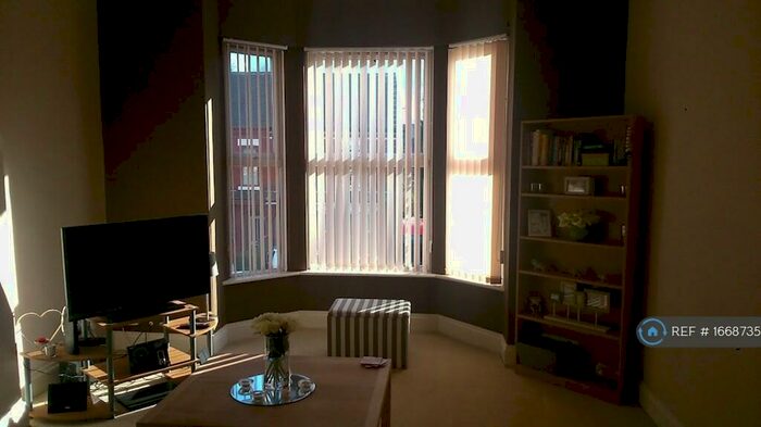 1 Bedroom Flat To Rent In Lyme Grove, Stockport, SK2