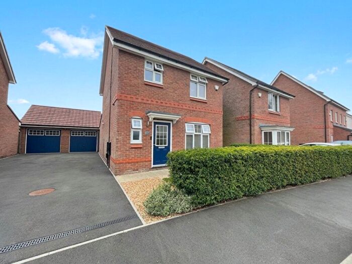 3 Bedroom Detached House For Sale In Spinners Avenue, Bamber Bridge, Preston, Lancashire, PR5