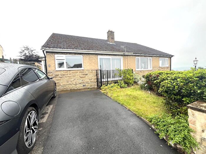 2 Bedroom Semi-Detached Bungalow For Sale In West View Close, Shipley, BD18