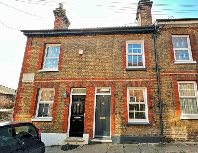 2 Bedroom Terraced House To Rent In Florence Street, Strood, ME2