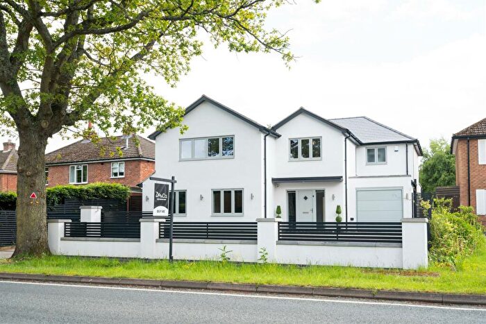 5 Bedroom Detached House For Sale In Broad Lane, Tanworth-In-Arden, B94