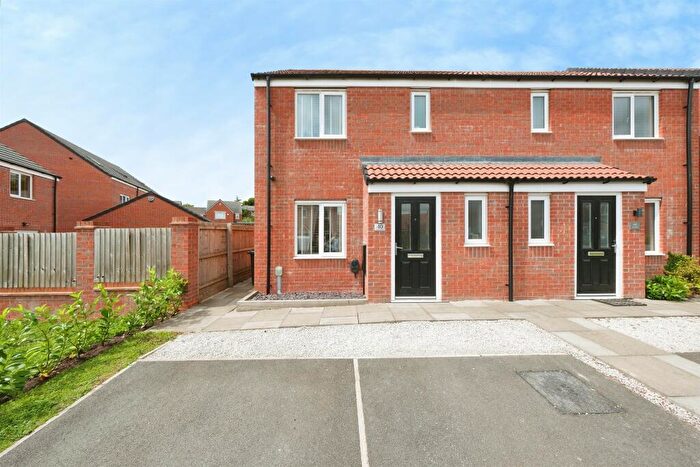 3 Bedroom Semi Detached House For Sale In Opal Street, Hasland, Chesterfield, S41