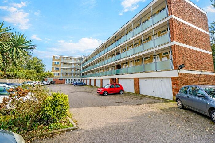 Studio For Sale In Quarry Hill, St. Leonards-On-Sea, TN38