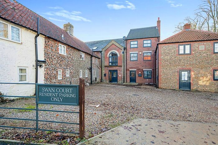 1 Bedroom Flat For Sale In Swan Street, Fakenham, NR21
