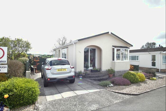 2 Bedroom Park Home For Sale In Primrose Hill, Charlton Mackrell Nr Somerton, TA11