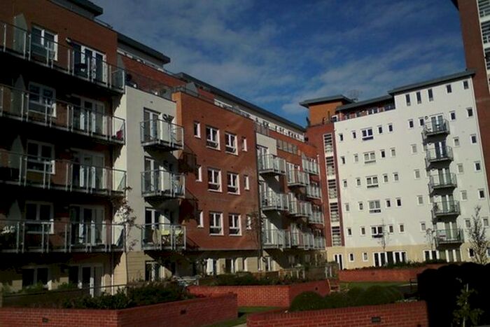 1 Bedroom Property To Rent In Oceana Boulevard, Lower Canal Walk, Southampton, SO14