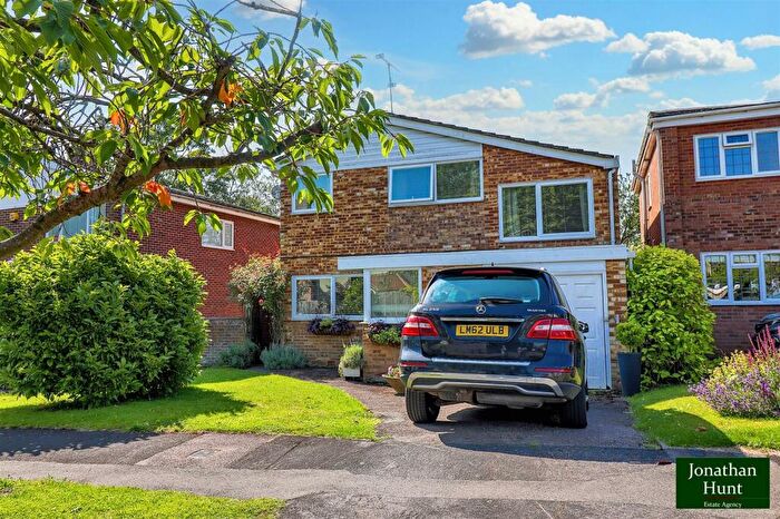 4 Bedroom Detached House For Sale In Bridwell Close, Buntingford, SG9