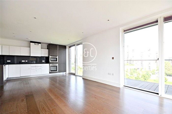 3 Bedroom Flat For Sale In Tizzard Grove, Kidbrooke Village, London, SE3