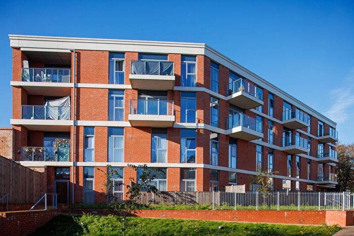 2 Bedroom Flat To Rent In Finsbay Court, Stromness Walk, W3