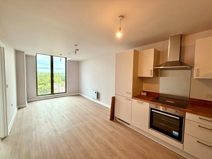 1 Bedroom Apartment To Rent In Trafford Gardens, Old Trafford, M16