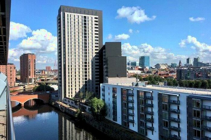 2 Bedroom Apartment For Sale In Riverside, Derwent Street, Salford, M5