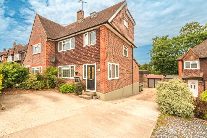 4 Bedroom End Of Terrace House For Sale In Hailsham, East Sussex, BN27