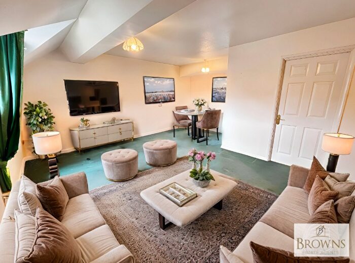2 Bedroom Flat For Sale In Ingham Grange, South Shields, NE33