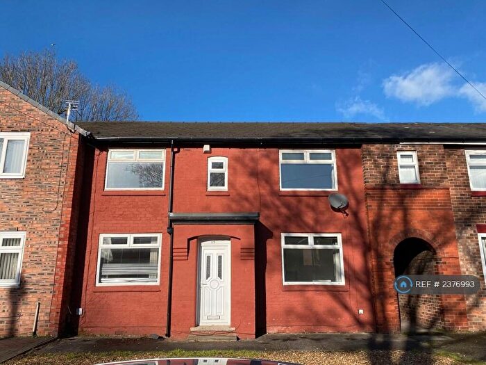 3 Bedroom Semi-Detached House To Rent In Westbourne Road, Eccles, Manchester, M30