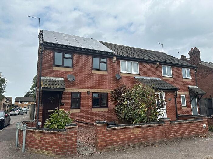 3 Bedroom End Of Terrace House To Rent In Boundary Road, Great Yarmouth, NR31