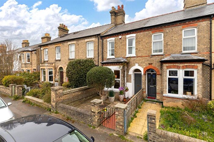 3 Bedroom Terraced House For Sale In Richmond Road, Cambridge, Cambridgeshire, CB4