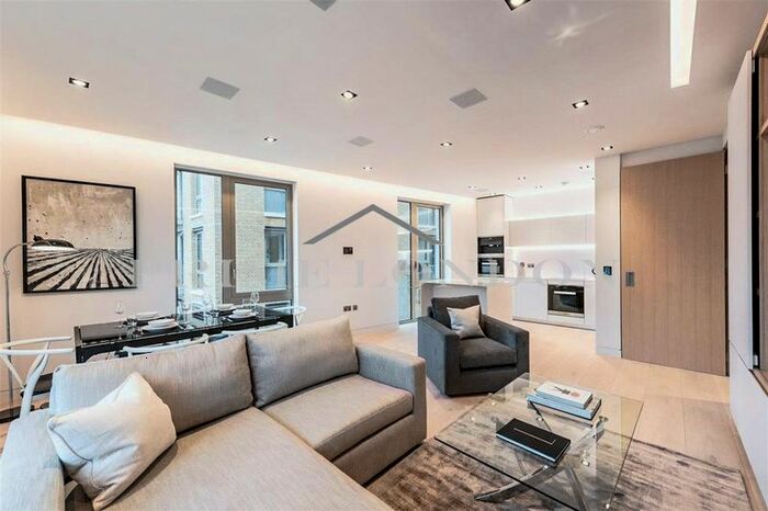 2 Bedroom Flat To Rent In Chatsworth House, Duchess Walk, One Tower Bridge, SE1