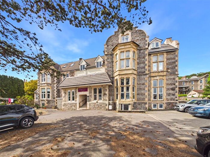 3 Bedroom Flat For Sale In Atlantic Road South, Weston-super-Mare, North Somerset, BS23
