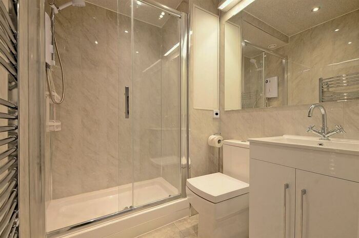 2 Bedroom Apartment To Rent In Apt Gordon Road, Sharrow Vale, Sheffield, S11