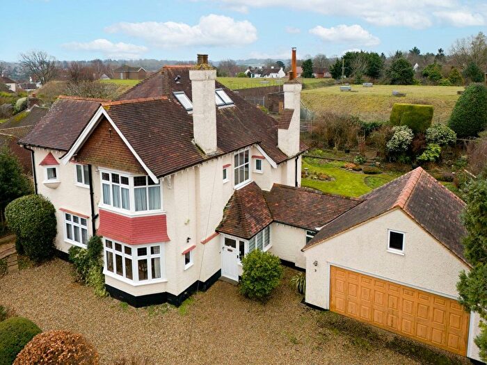5 Bedroom Detached House For Sale In Chalgrove Road, Sutton, SM2