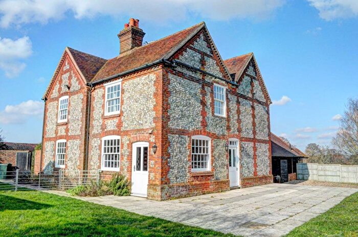 4 Bedroom Detached House To Rent In Green End Road, Radnage, HP14