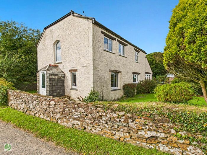 4 Bedroom Detached House For Sale In Lansallos, Looe, PL13