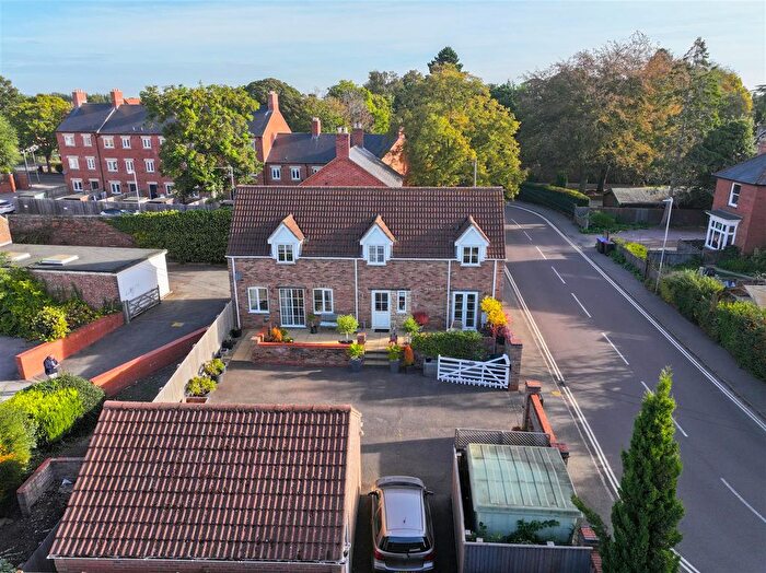 3 Bedroom Detached House For Sale In Holland Road, Spalding, PE11