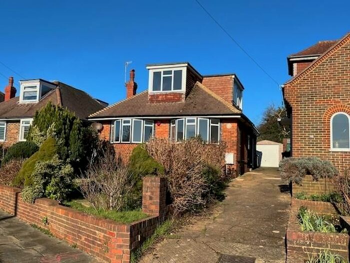 3 Bedroom Property To Rent In Windmill Close, Hove, BN3