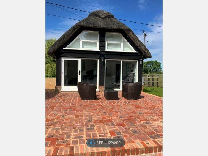 1 Bedroom Semi-Detached House To Rent In Wimborne, Dorset, BH21