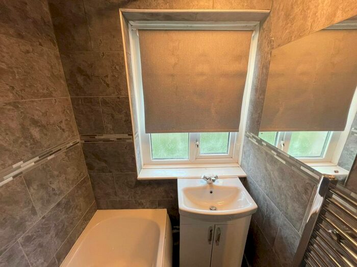 3 Bedroom Flat To Rent In Padnall Court, RM6