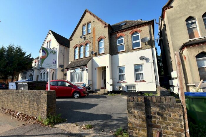 1 Bedroom Flat To Rent In Southwood Road, Eltham, SE9