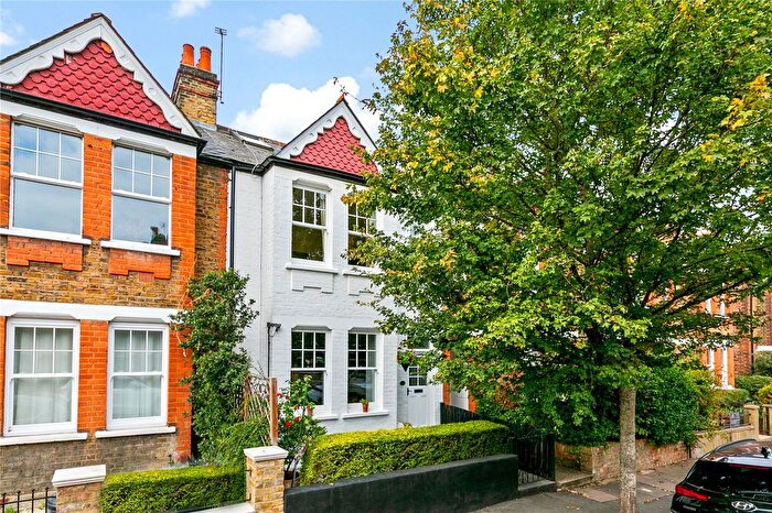 4 Bedroom Terraced House For Sale In Dancer Road, Kew, Surrey, TW9