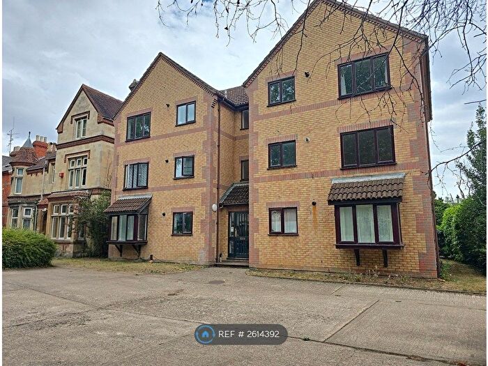 2 Bedroom Flat To Rent In Denmark Road, Reading, RG1