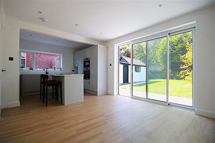 3 Bedroom Semi Detached House To Rent In Oakfield Road, Alderley Edge, SK9