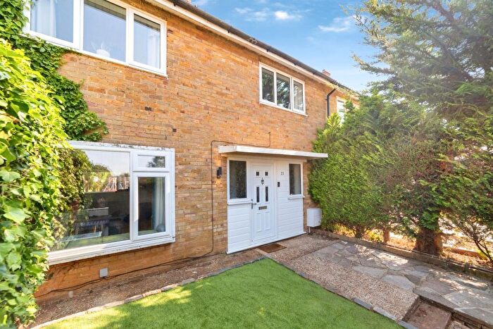 3 Bedroom Terraced House For Sale In Green Acres, Stevenage, SG2