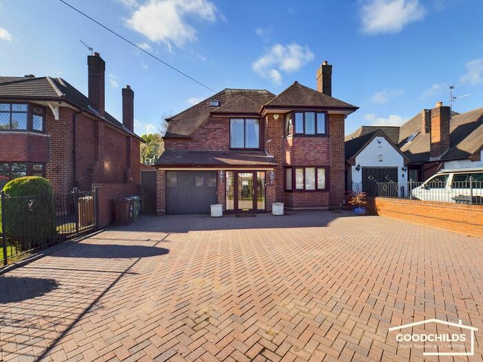 4 Bedroom Detached House To Rent In Crab Lane, Short Heath, Willenhall WV12