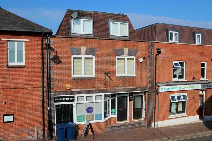 1 Bedroom Apartment To Rent In Queen Street, Godalming, GU7