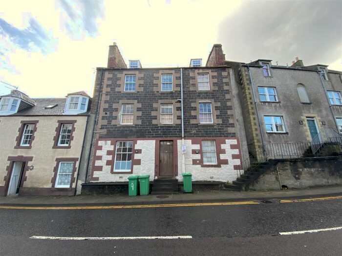 1 Bedroom Flat To Rent In High Street, Newburgh, Cupar, KY14