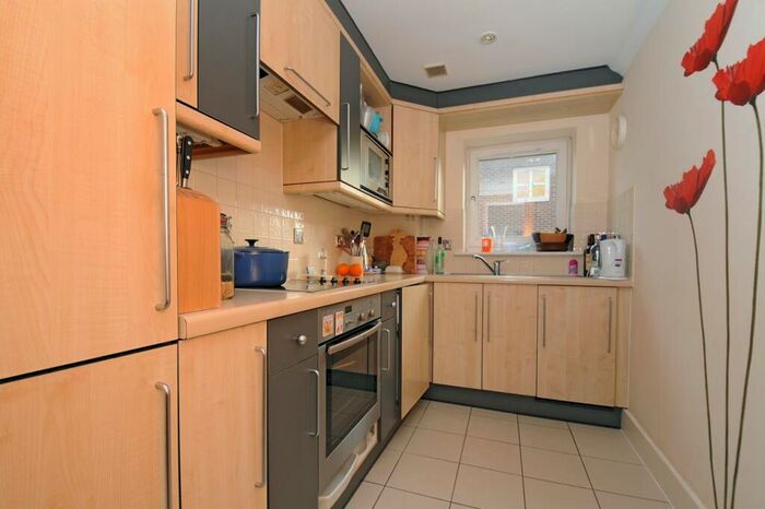 1 Bedroom Flat To Rent In Melville Place, Essex Road, N1