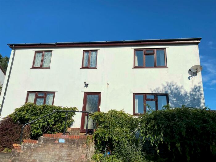 1 Bedroom Flat To Rent In Veale Close, Hatherleigh, Okehampton, EX20