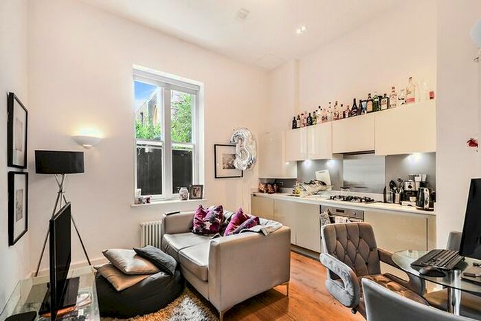 1 Bedroom Flat To Rent In Ashmore Road, London, SE18