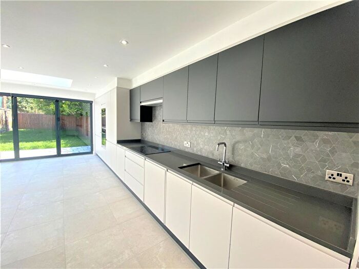 2 Bedroom Property To Rent In Second Avenue, London, E12