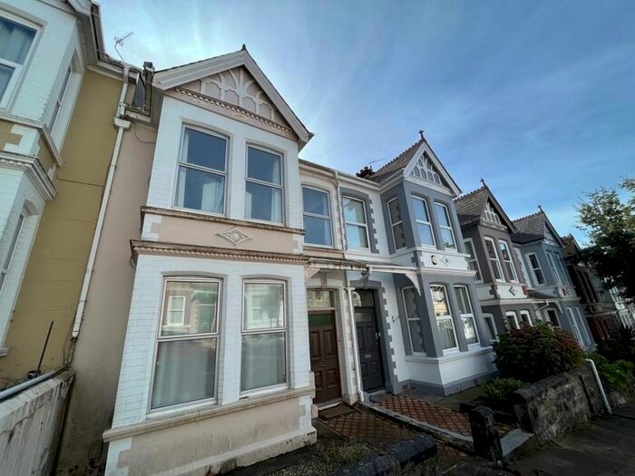 2 Bedroom Terraced House To Rent In Kingswood Park Avenue, Peverell, Plymouth, PL3