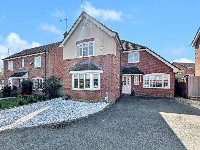 4 Bedroom Detached House For Sale In Wake Way, Grange Park, NN4