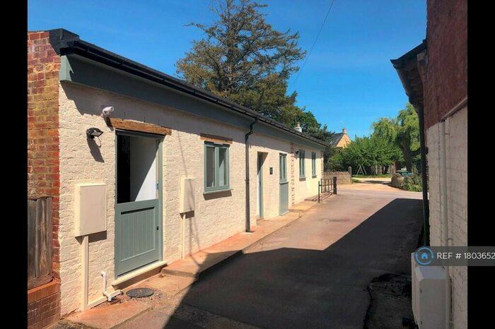 1 Bedroom Detached House To Rent In Bridge Road, Ebley, Stroud, GL5